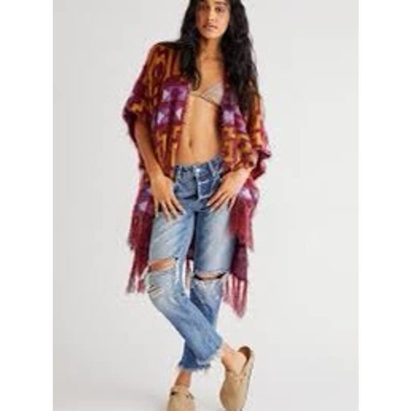 FREE PEOPLE Women's Diamondback Boho Aztec Geometric Cozy fringe Kimono Plum O/S